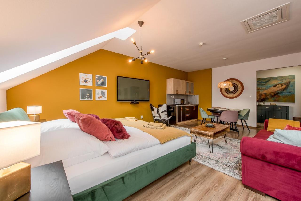 Poetika Apartments Presov Ngoại thất bức ảnh