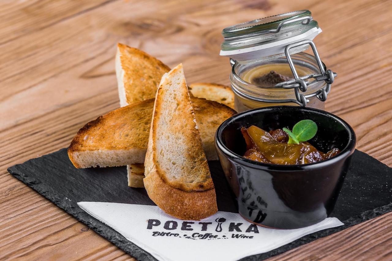 Poetika Apartments Presov Ngoại thất bức ảnh